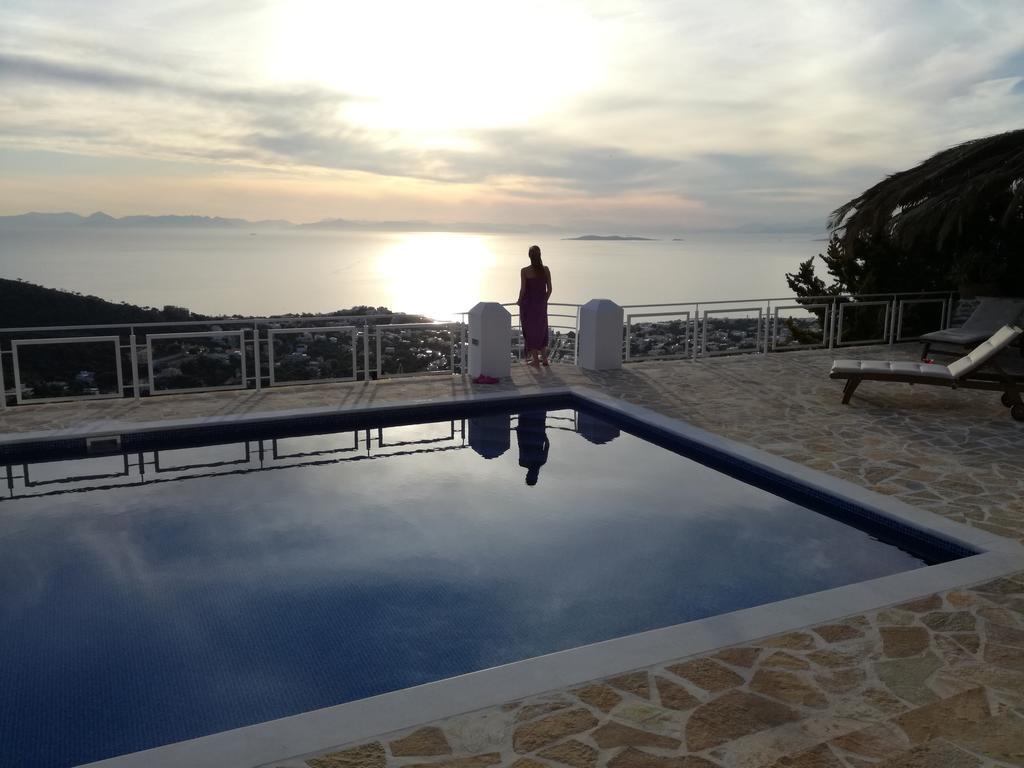 Infinity Blue Suite Saronida Exterior photo